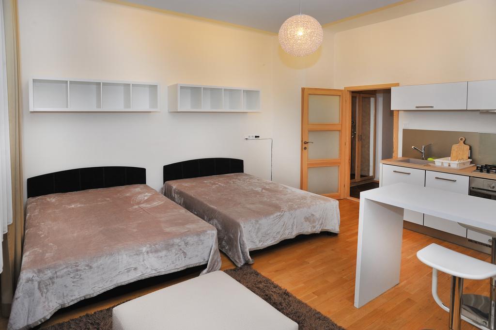 Apartment Near The Old Town Square Prague Room photo